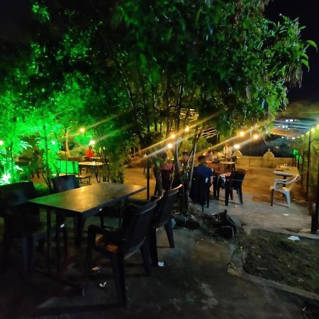 Hotel Anvisha Executive Mangvadi Buitenkant foto